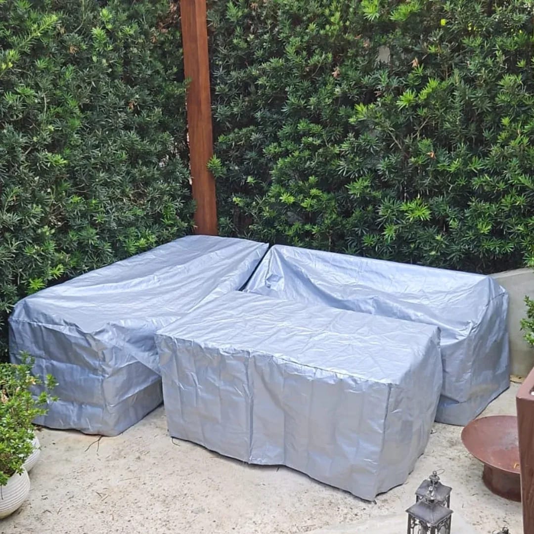 Customer photo review of Capa Impermeável para Sofá Externo Contra Chuva e Sol