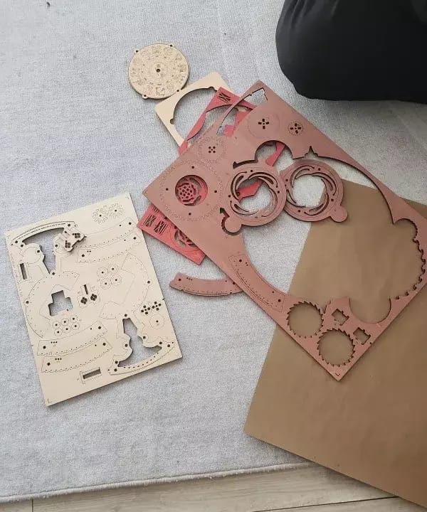 Customer photo review of ROKR Zodiac Wall Clock Mechanical Time Art Engine