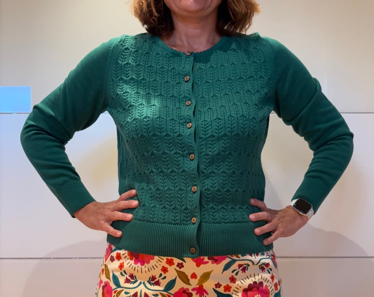 Customer photo review of Strickjacke - Save the Brave - folklore green knit