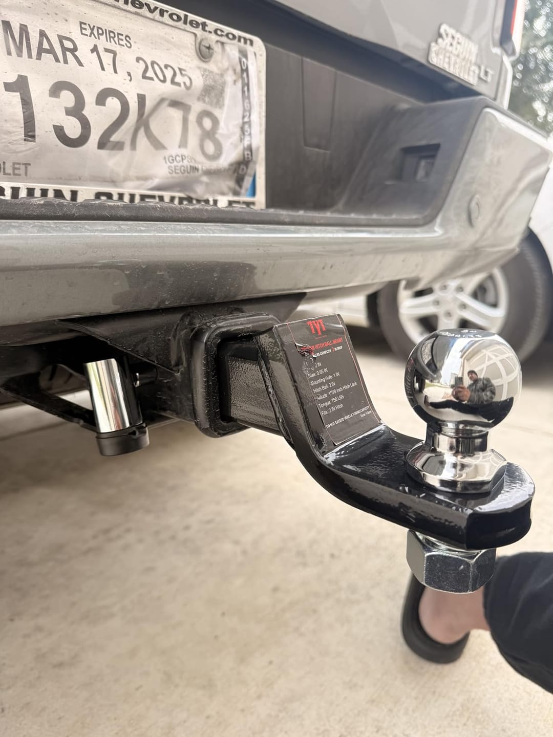 Customer photo review of TYT Trailer Hitch Ball Mount with 2 Inch Ball -4 Inch Drop Hitch