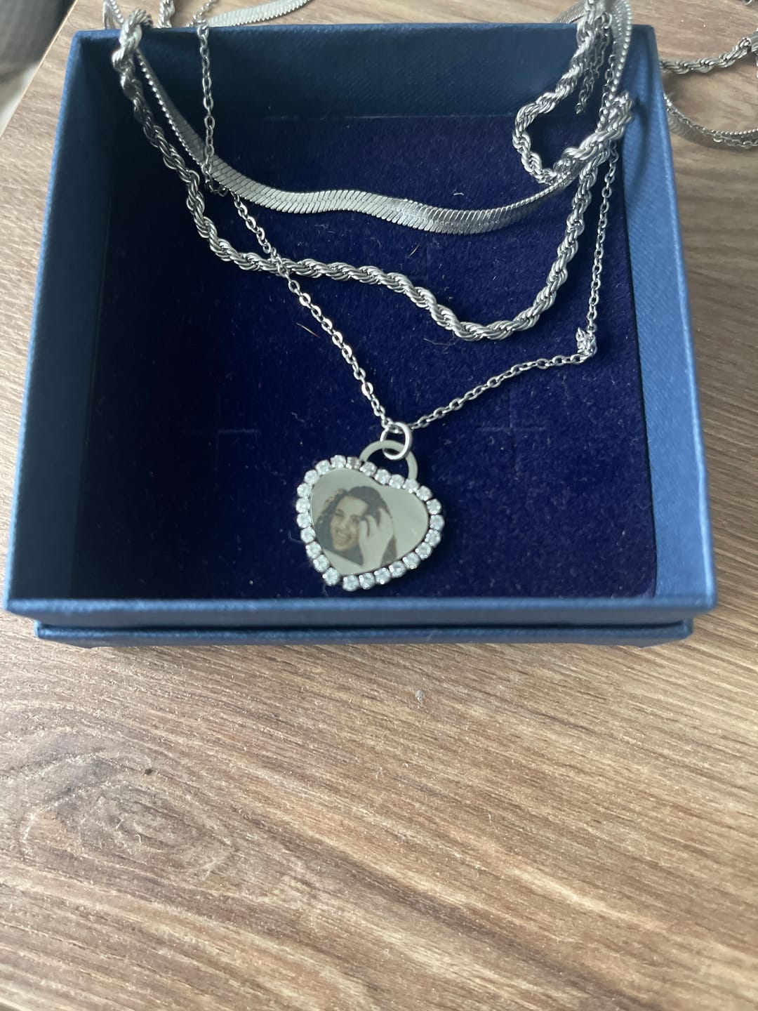 Customer photo review of Collana Cuore Foto Incisa Memory