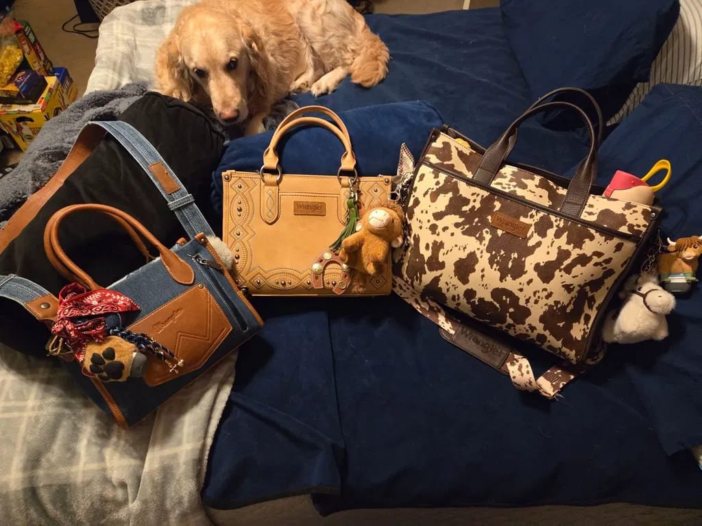 Customer photo review of Wrangler Laptop Tote Bag