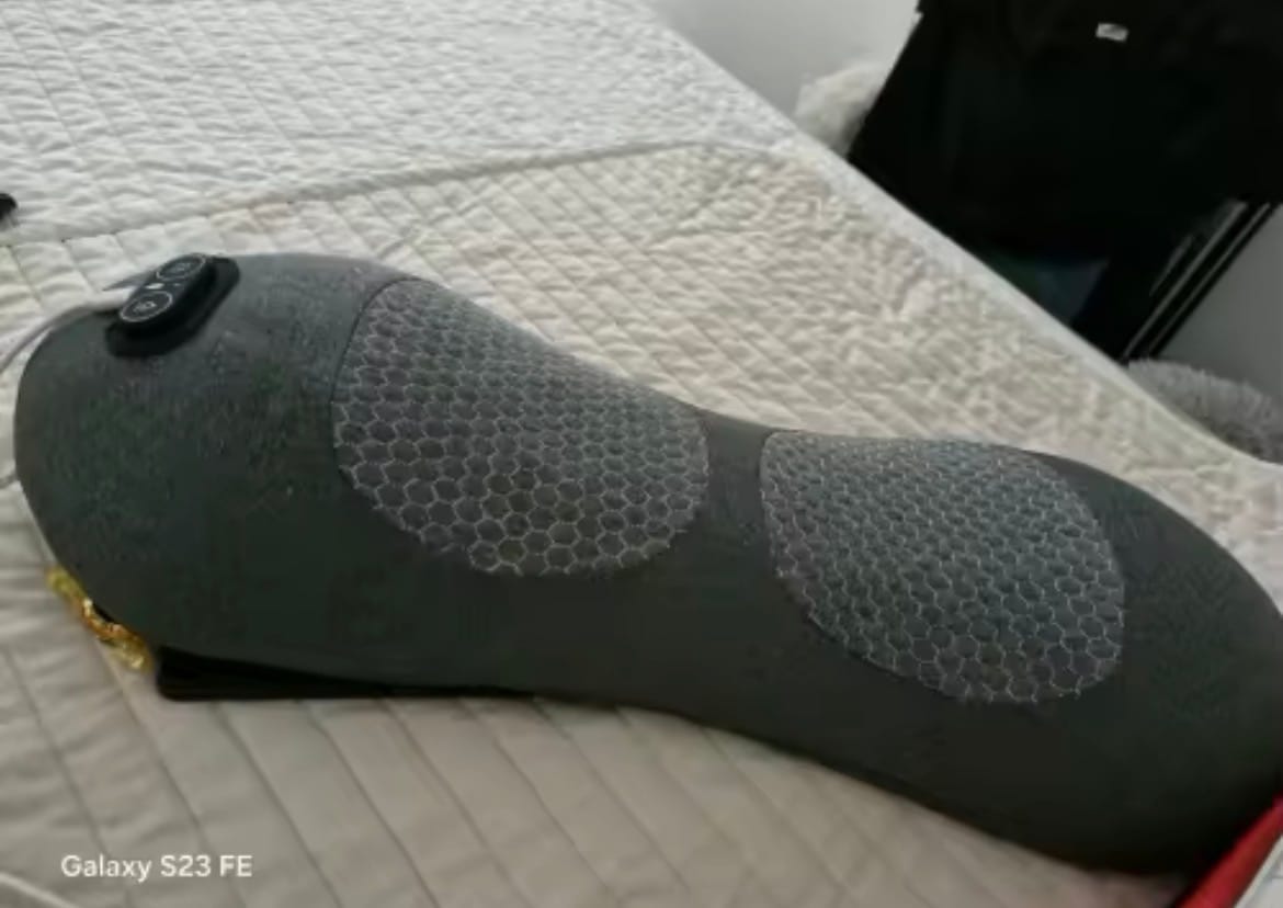 Customer photo review of RyggRo- 3-i-1 massagekudde med värme