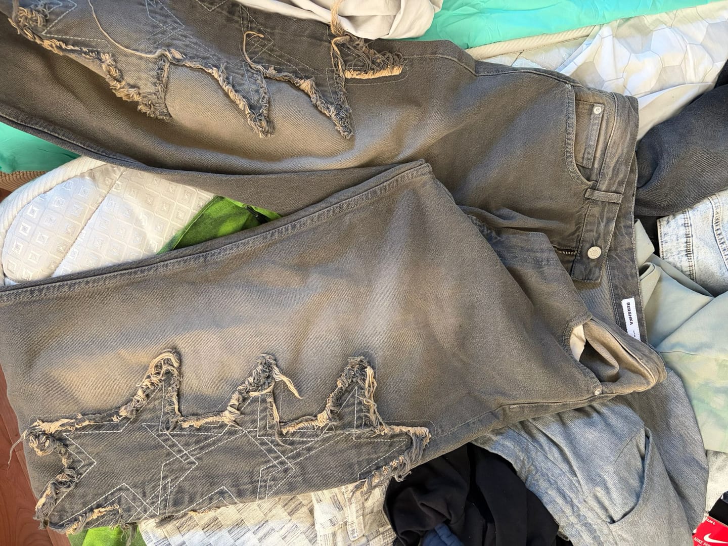 Customer photo review of Yıldız Patch Detay Yıkama Efektli Baggy Jean Pantolon