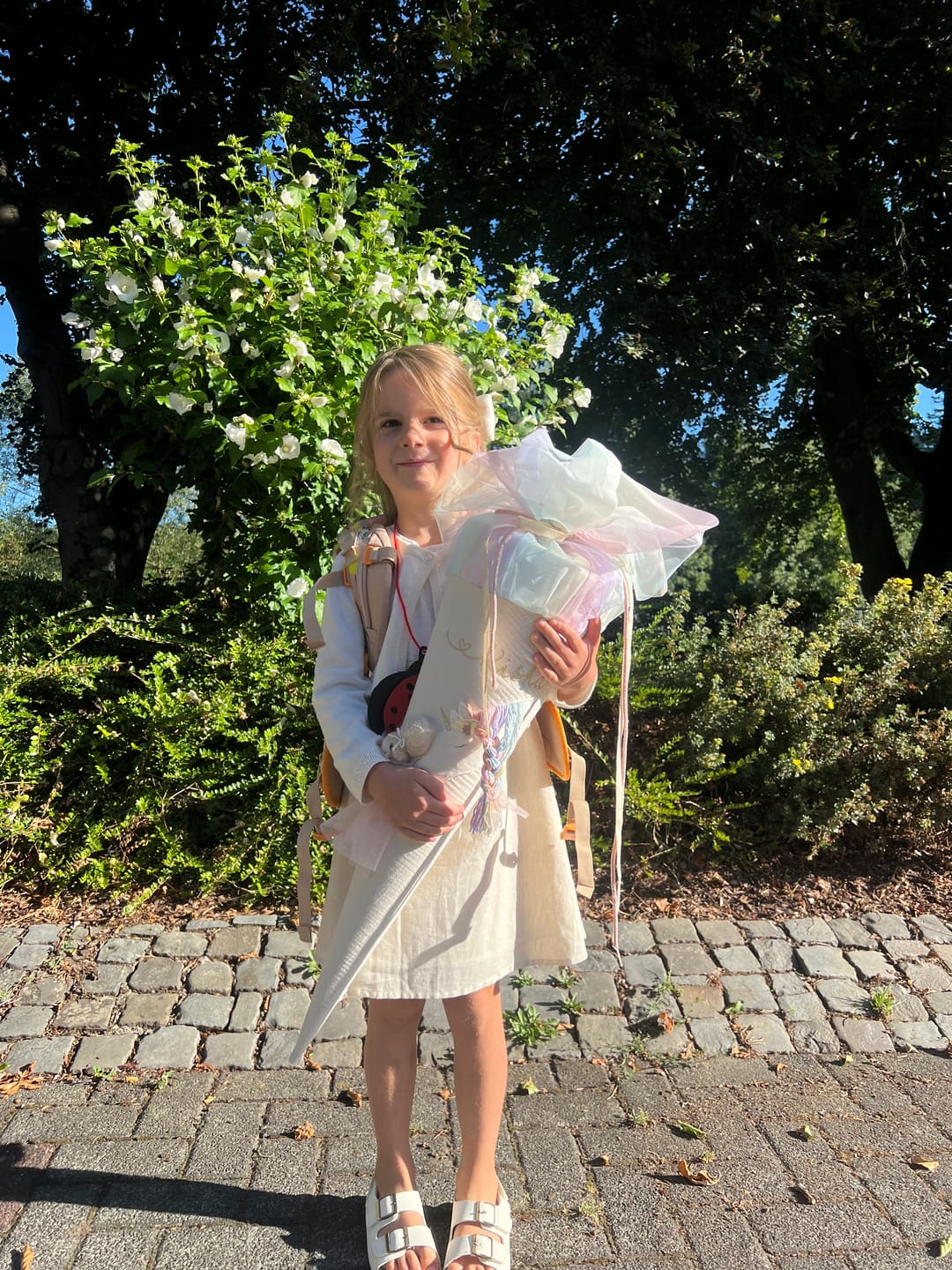 Customer photo review of Schultüte Pferdeliebe | Pferd oder Einhorn Applikation 3D | Schultüte aus Musselin für Pferdemädchen