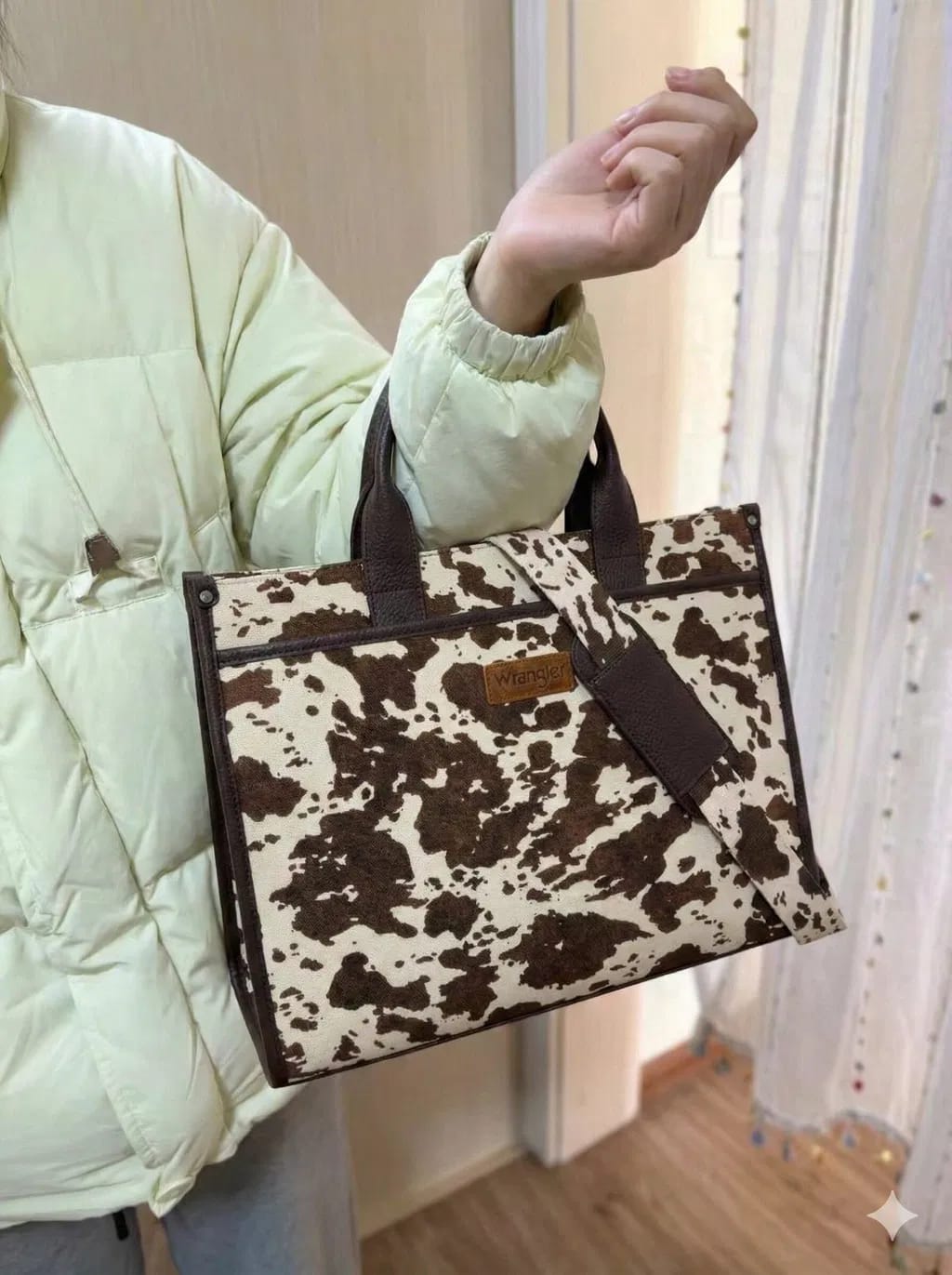 Customer photo review of Wrangler Laptop Tote Bag