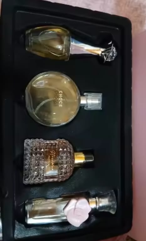 Customer photo review of Everyday Elegance 4-Piece Fragrance Collection