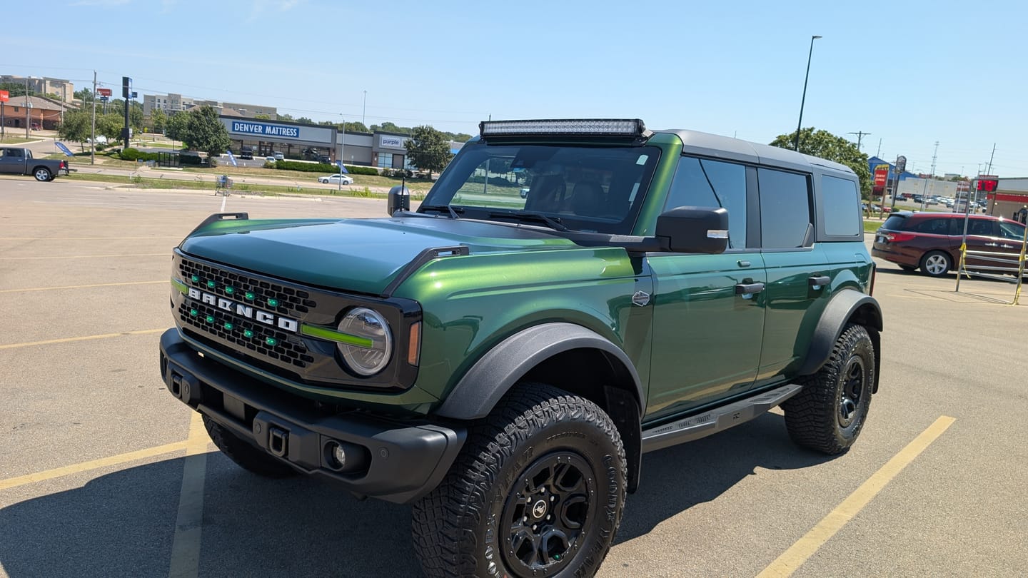 Customer photo review of Bronco Hoss 3.0 Spring Perch Collar Kit