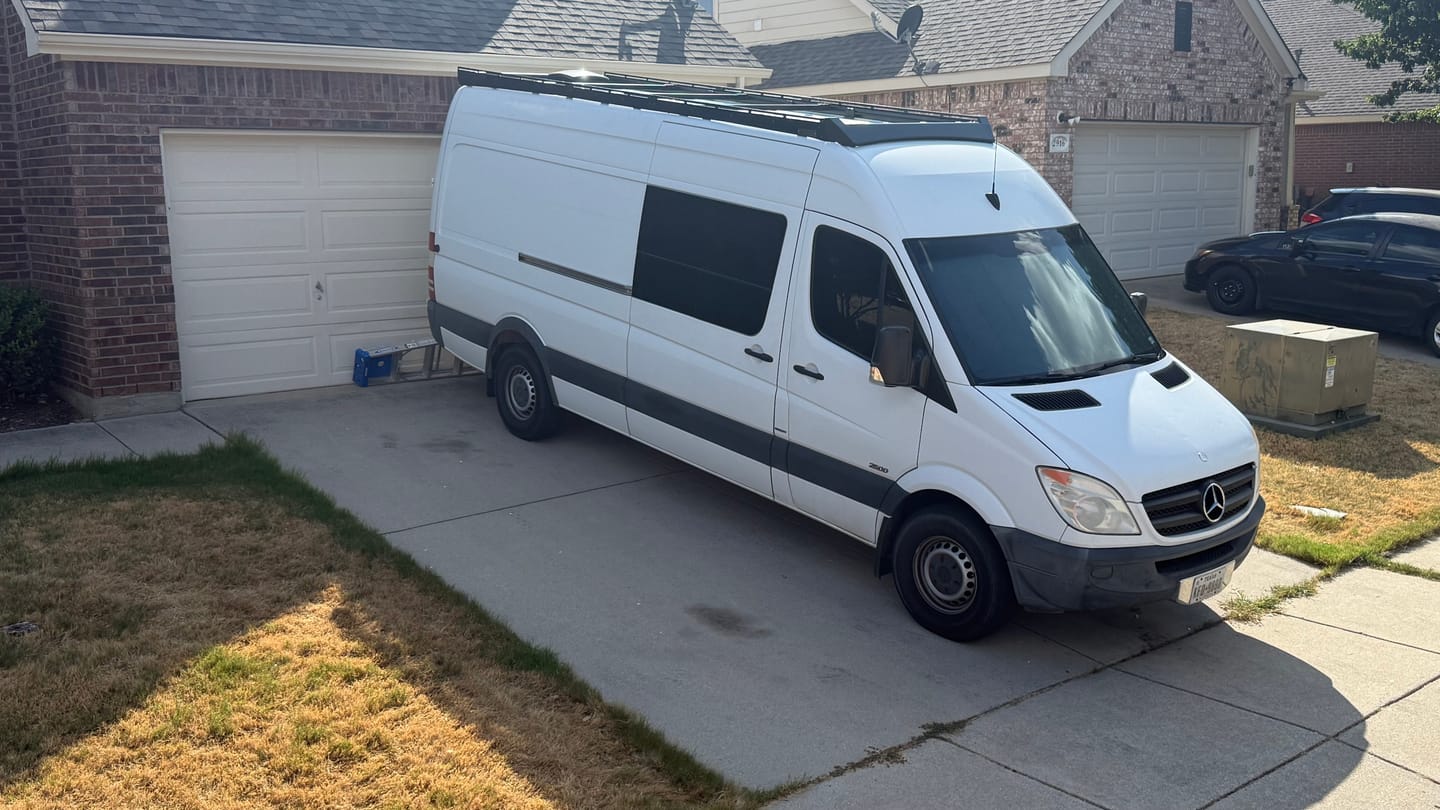 Customer photo review of Mercedes Sprinter Roof Rack - Premium Light Bar - 170" High Roof