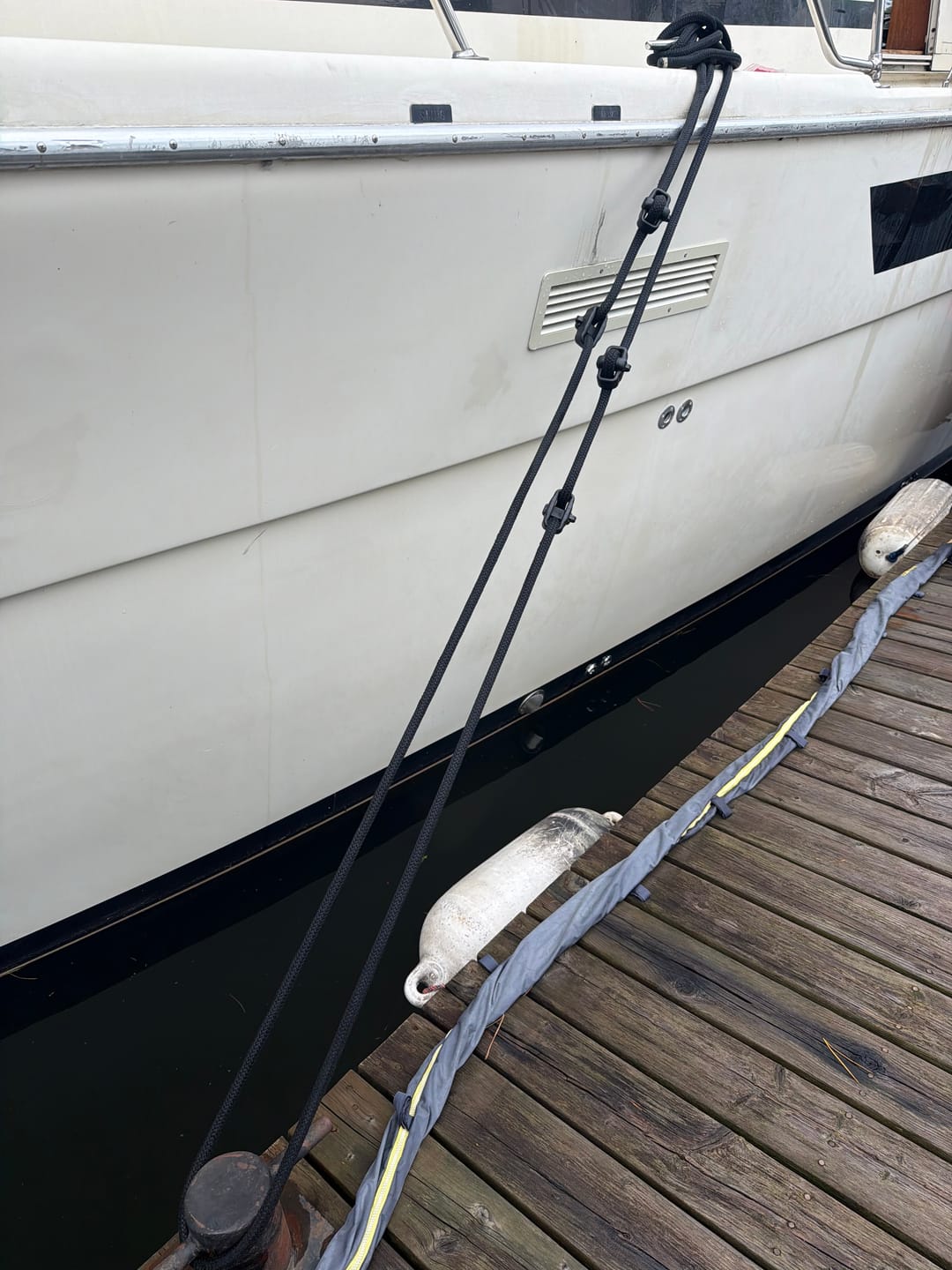 Customer photo review of UltraGlozz Bungy Snubber – Shock Absorber for Mooring, Dock Lines and Main Sheet