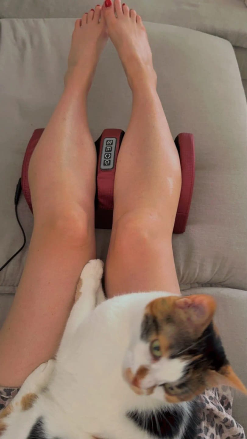 Customer photo review of Electric Shiatsu Foot Massager with Heat