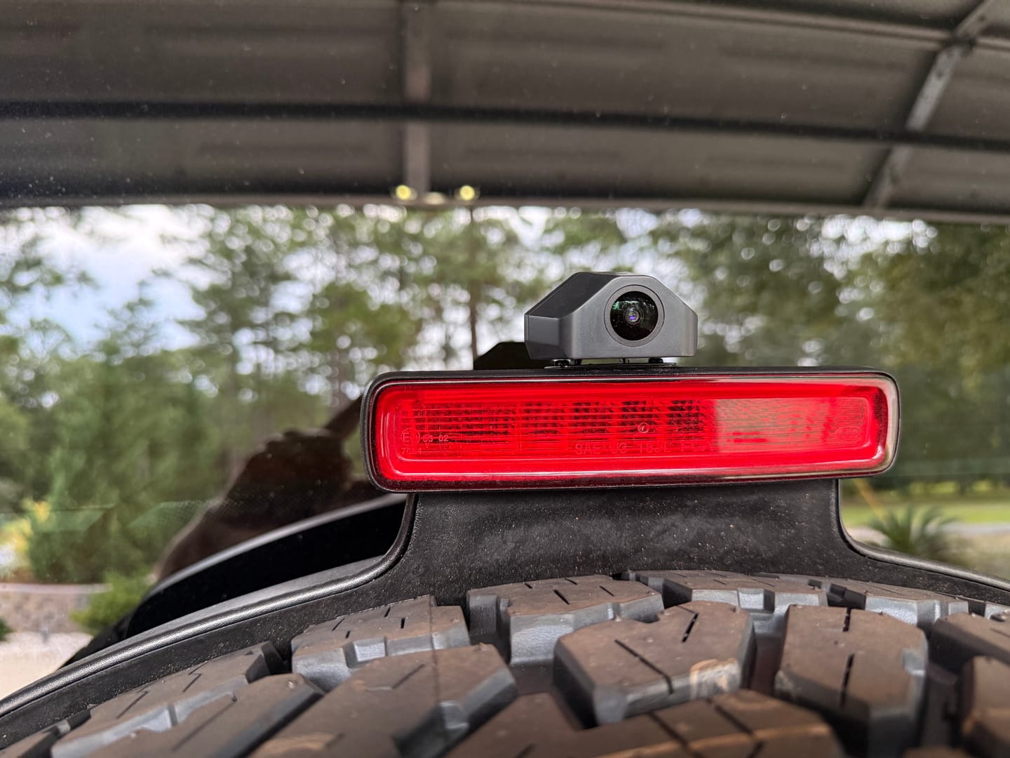 Customer photo review of WOLFBOX G900TriPro Bumper Version 3 Channel Rearview Mirror