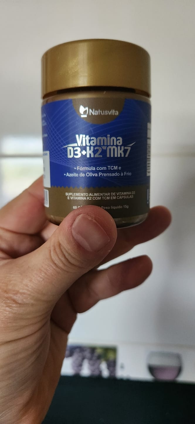 Customer photo review of Vitamina D3 2.000UI + K2 MK7 com TCM e Óleo de Oliva em Cápsulas