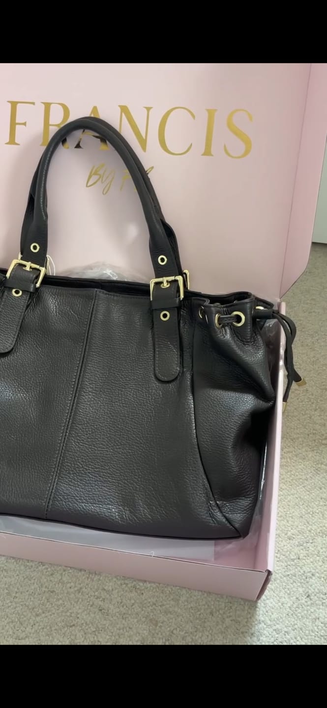 Customer photo review of Muse bag Espresso
