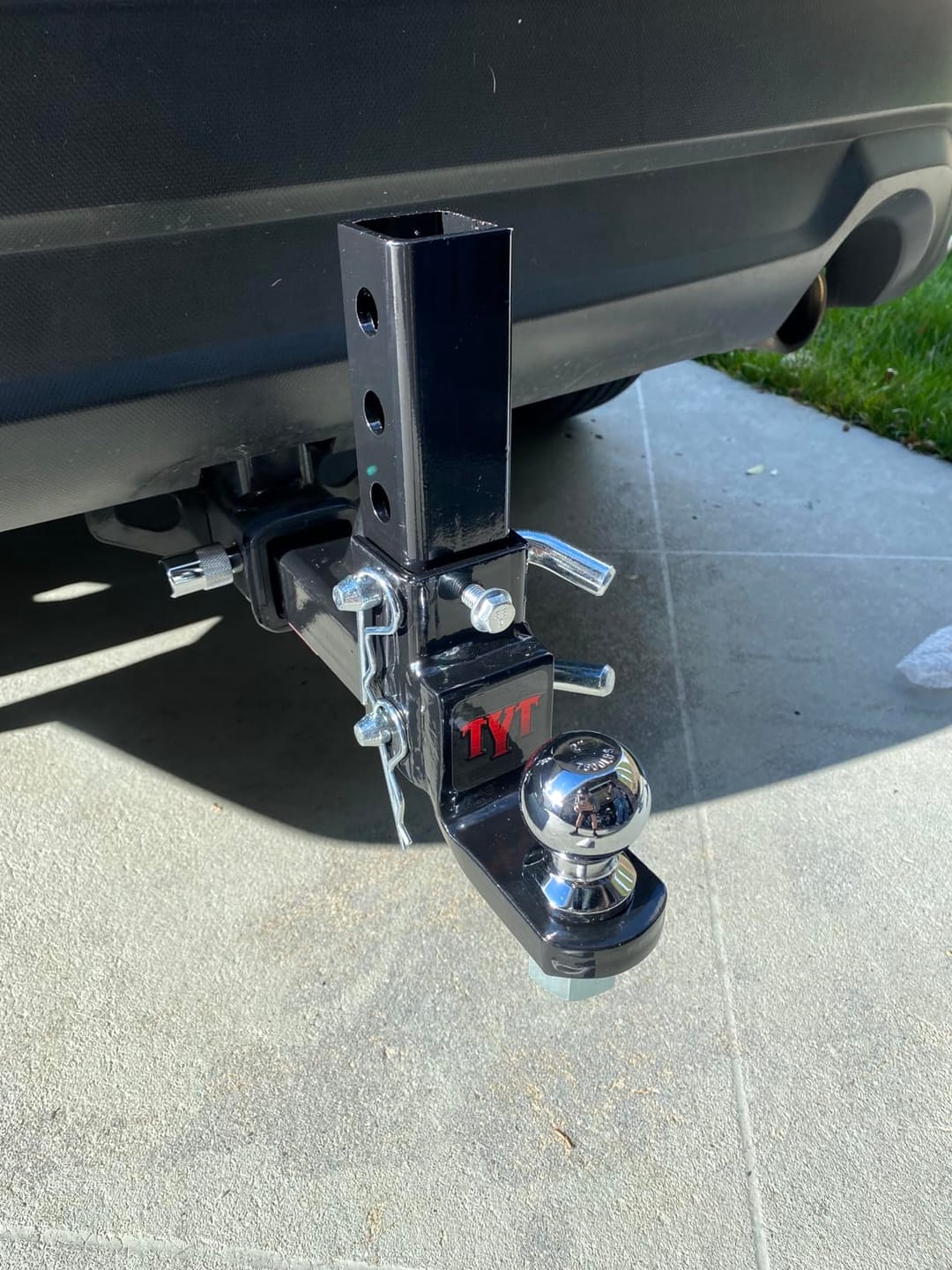 Customer photo review of TYT Adjustable Trailer Hitch Ball Mount with 2 inch Ball