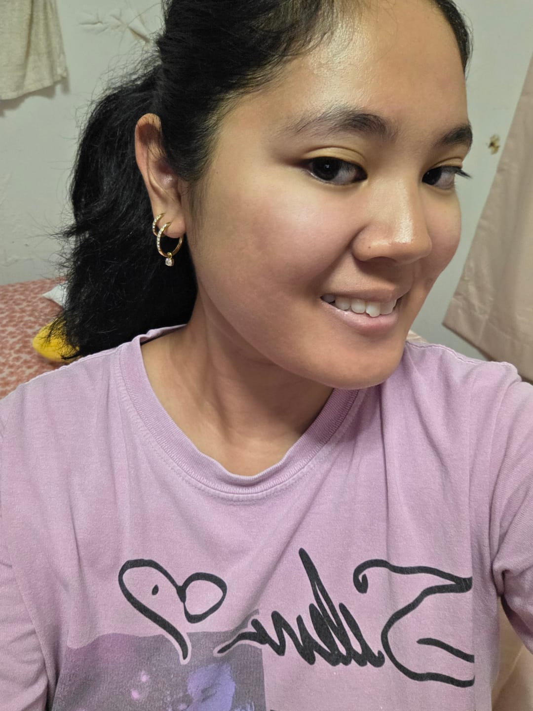 Customer photo review of Everyday Glow Earring Bundle