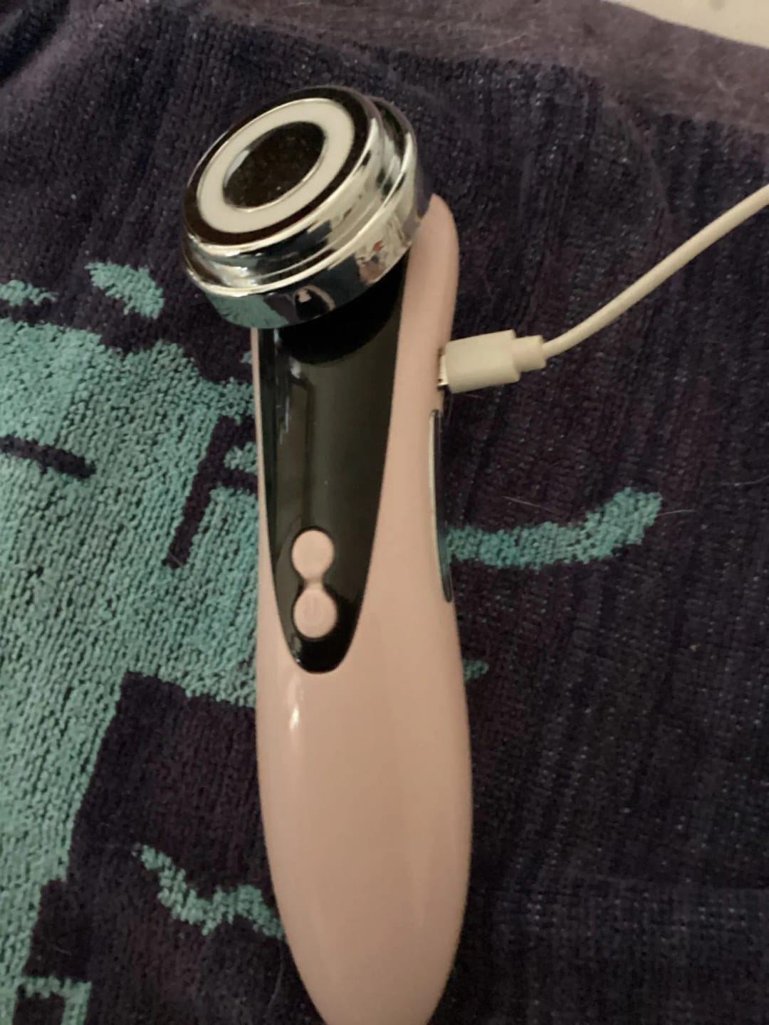 Customer photo review of Masajeador facial Ledterapia