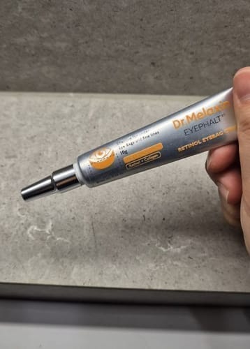 Customer photo review of Retinol Eyebag Cream