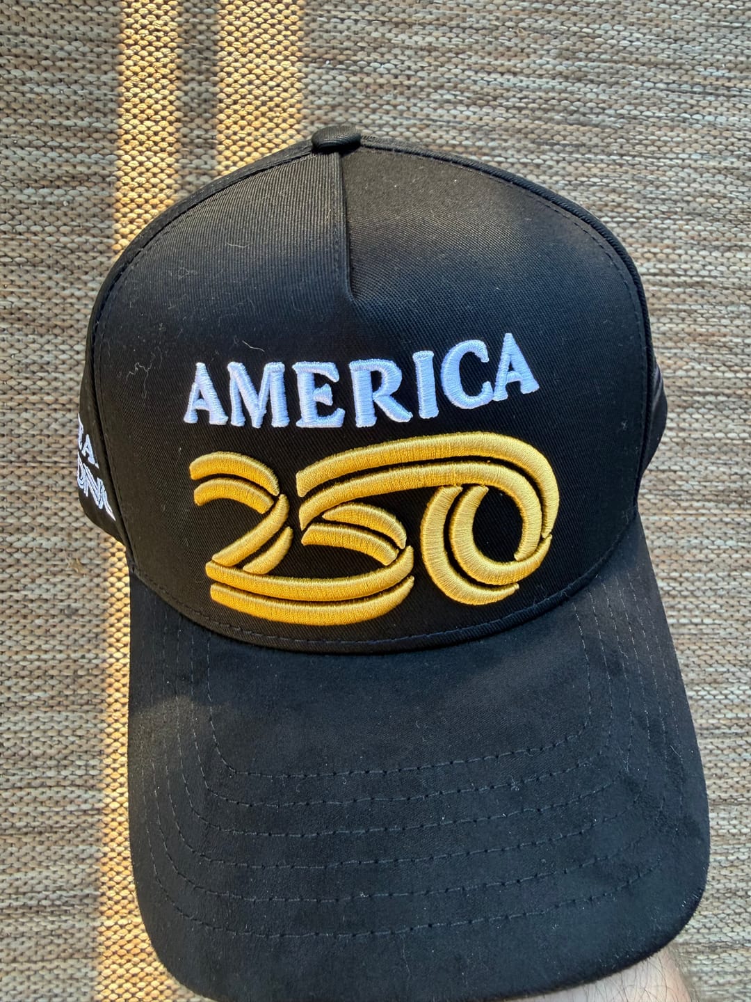 Customer photo review of AMERICA 250 GOLD