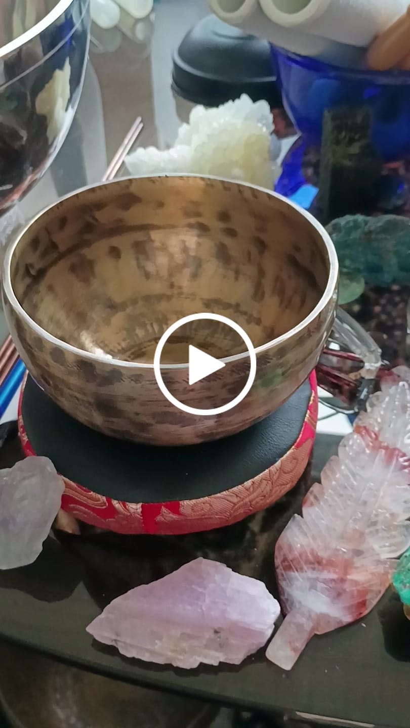 Customer video review of CB Tibetan Singing Bowl STH374 - 5 1/8", A4 & D6.