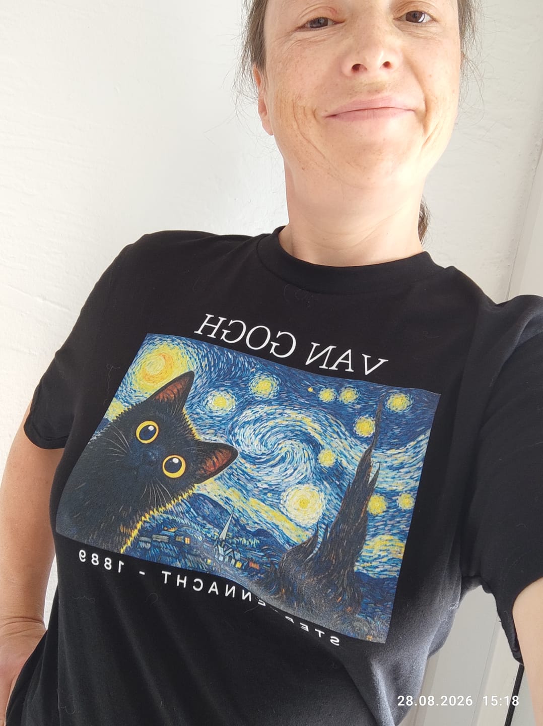 Customer photo review of Sternennacht Van Gogh T-Shirt