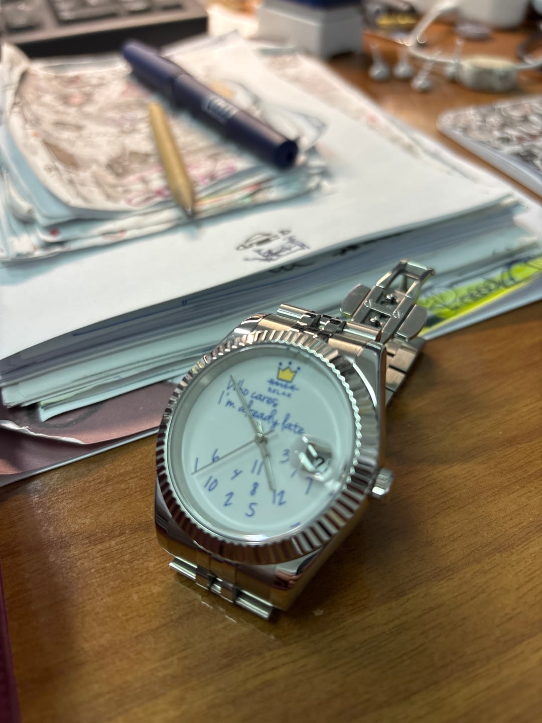 Customer photo review of EONDATE MAXI CLASSIC WATCH