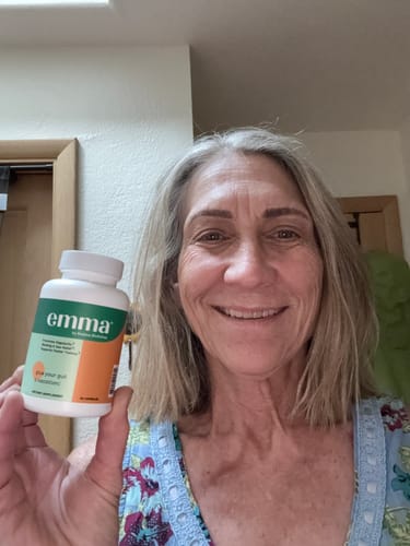 Customer photo review of Emma