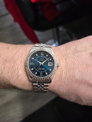 Customer photo review of Looking Sharp® Saint-Paul