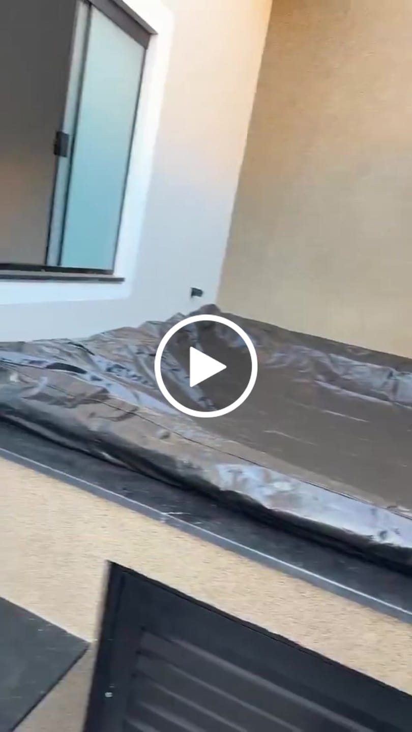 Customer video review of Capa Impermeável para Banheiras de Hidromassagem Externas (Jacuzzis) Quadradas