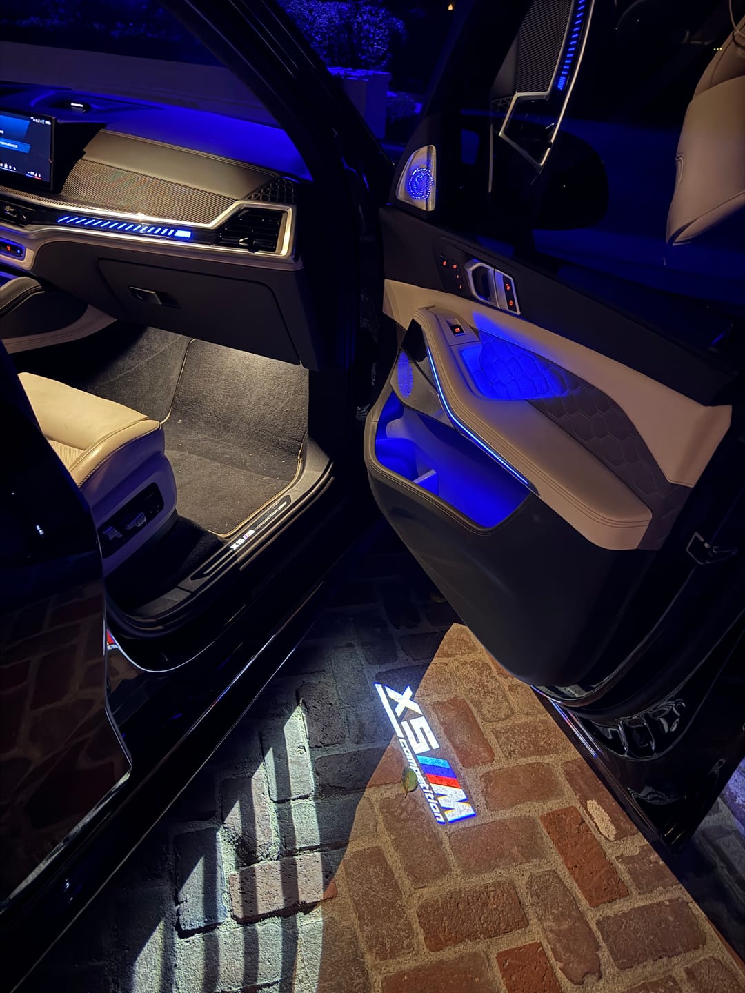 Customer photo review of BMW X SERIES DOOR LIGHTS