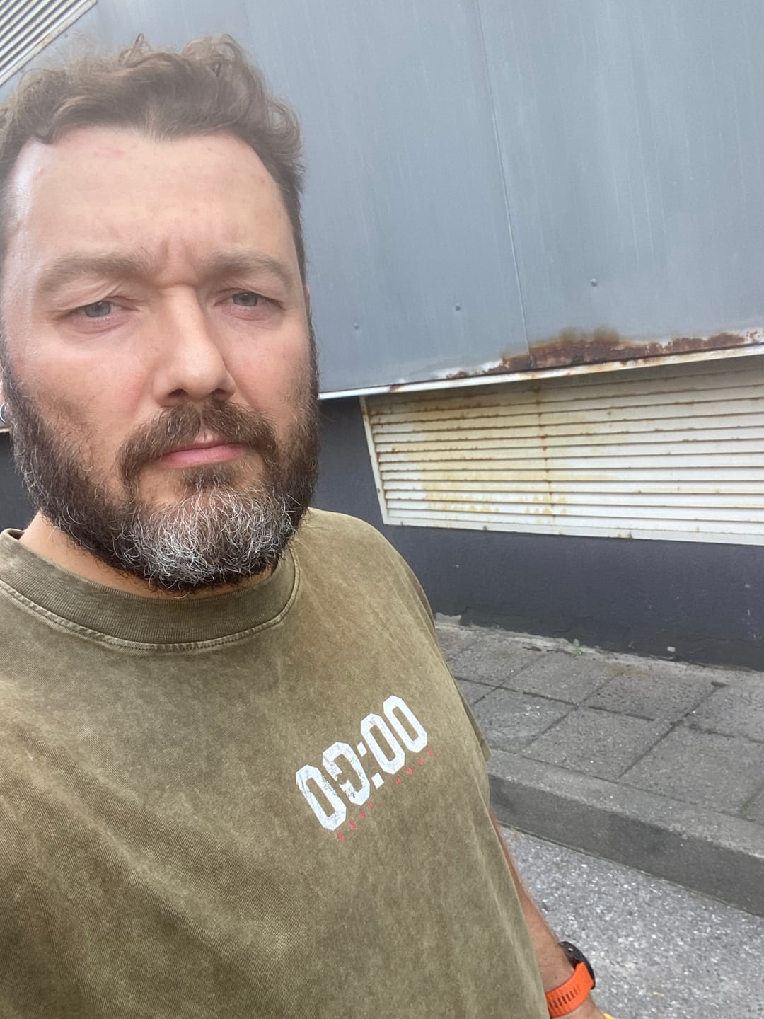 Customer photo review of Only Drills Oversized T-Shirt