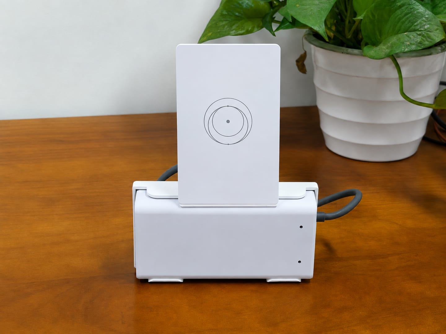 Customer photo review of Starlink V5 Router Mini & Power Supply Wall Mount Kit
