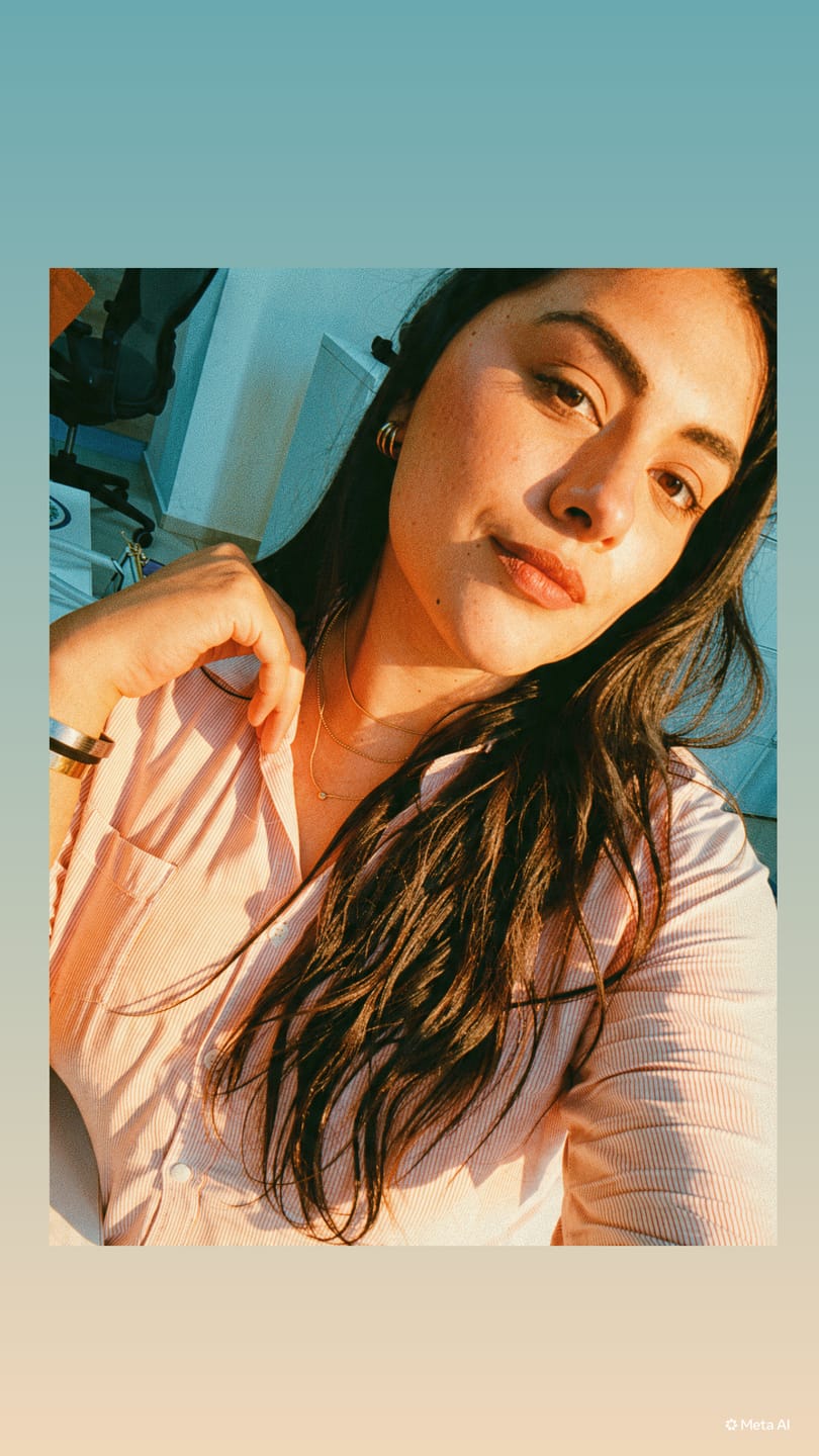 Customer photo review of Collar Sonya