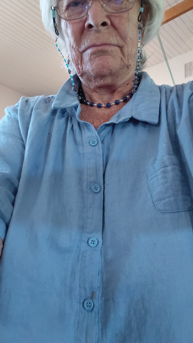 Customer photo review of Plus Size Women Summer Artsy Turn-down Collar 100%Cotton Shirt