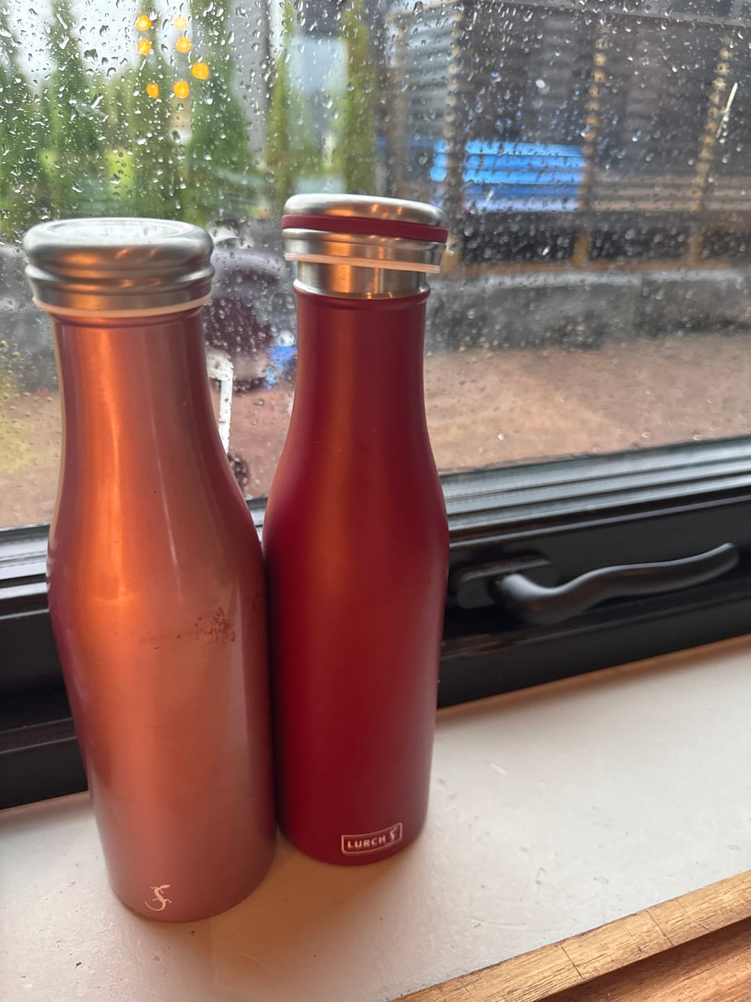 Customer photo review of Termoflaske 0,5l - bordeaux rød