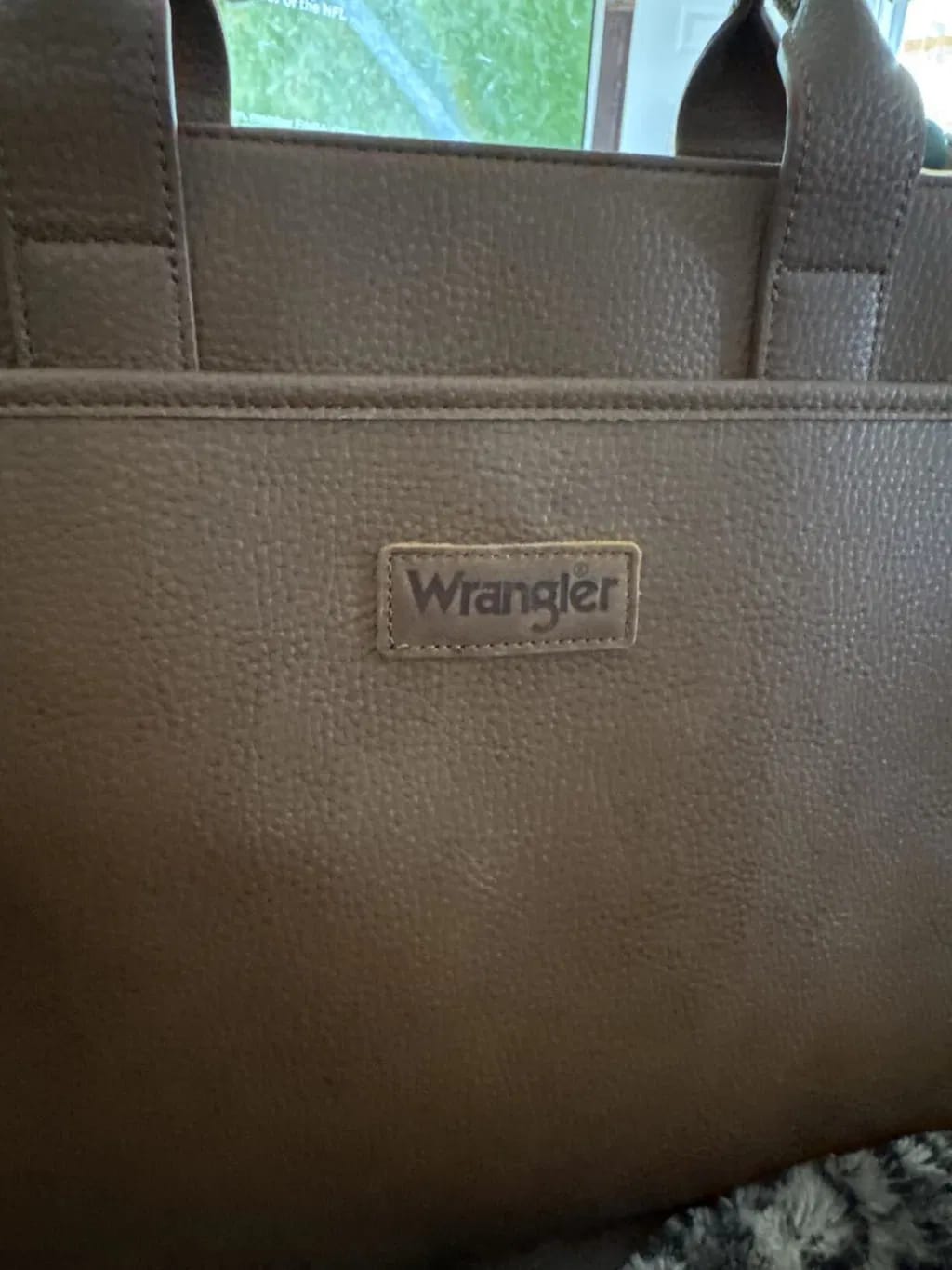 Customer photo review of Wrangler Laptop Tote Bag