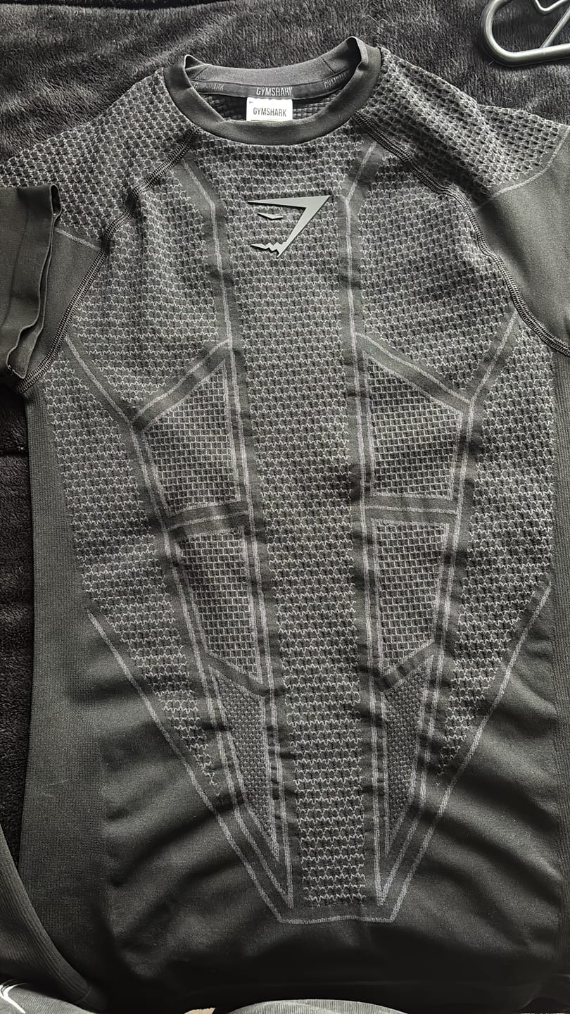 Customer photo review of ONYX V1 T-SHIRT