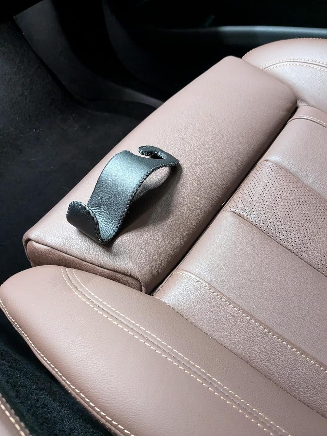 Customer photo review of BOLTHUT™ Leather Car Headrest Hooks — Back-Seat Bag Hangers