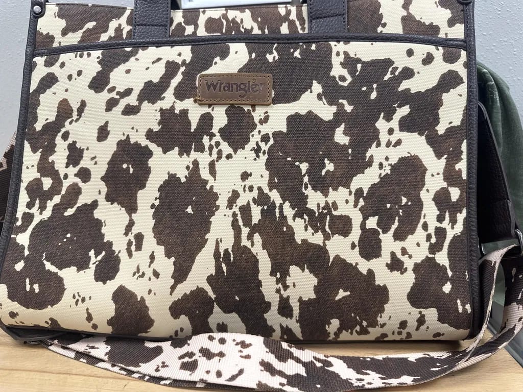 Customer photo review of Wrangler Laptop Tote Bag