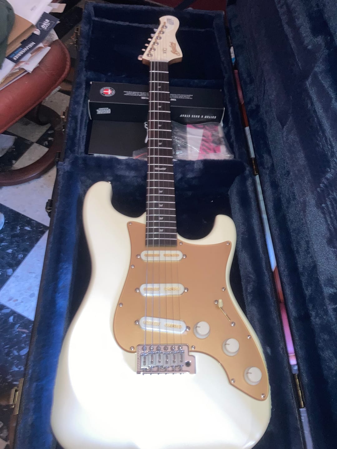 Customer photo review of Celestor - Vintage White