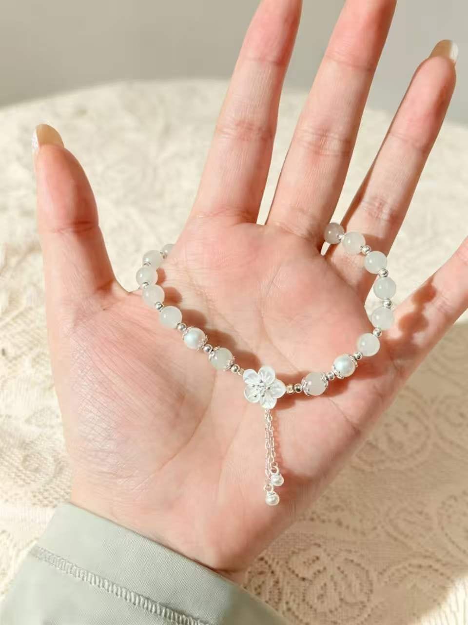 Customer photo review of Moli Hetian Jade Bracelet