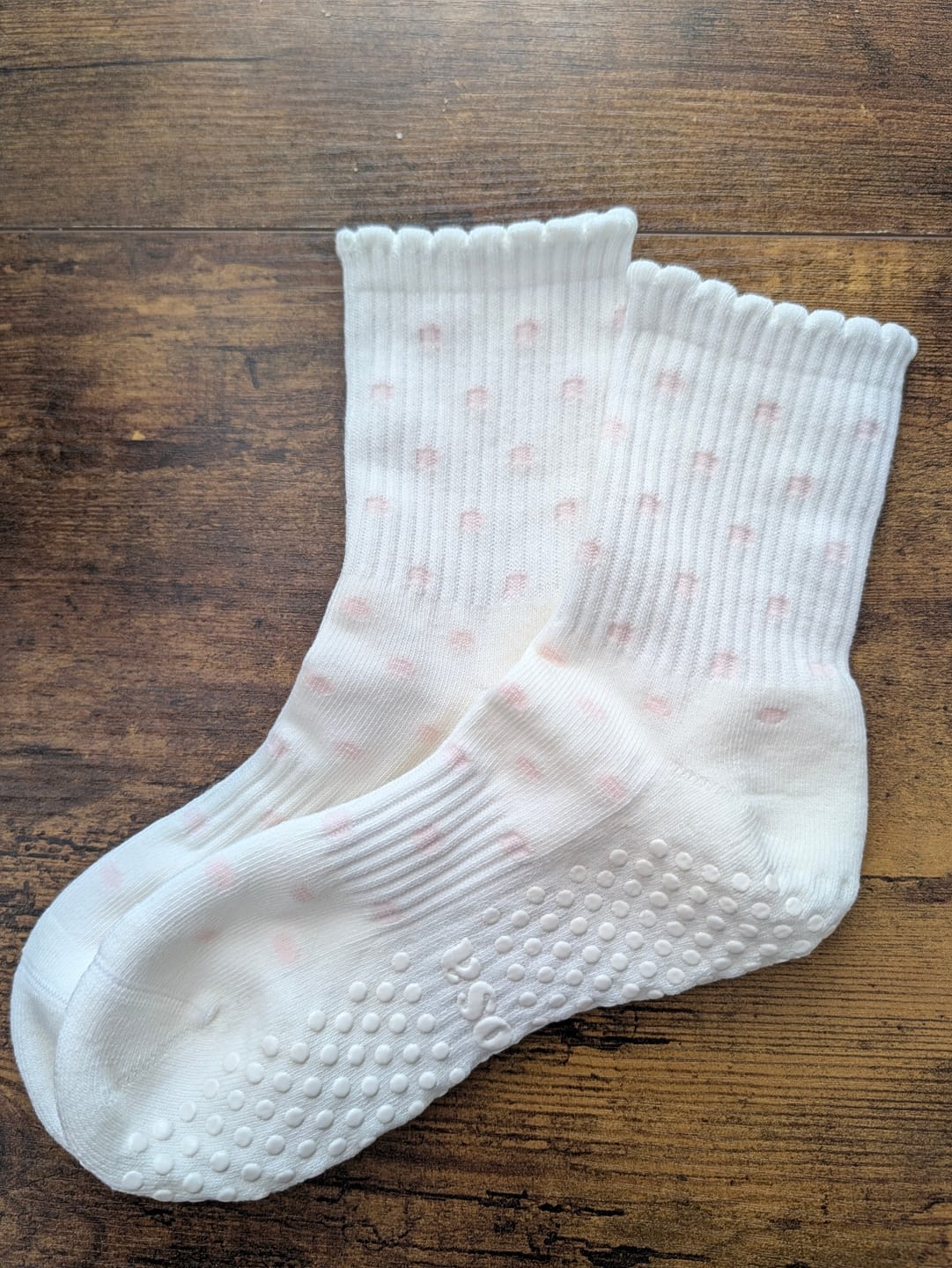 Customer photo review of Soft Pink Polka Dots
