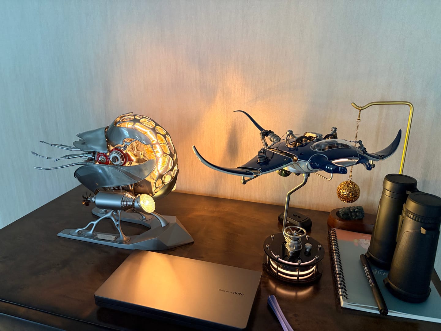 Customer photo review of Innovative Mechanical Steampunk Style Manta Ray 3D Metal Model
