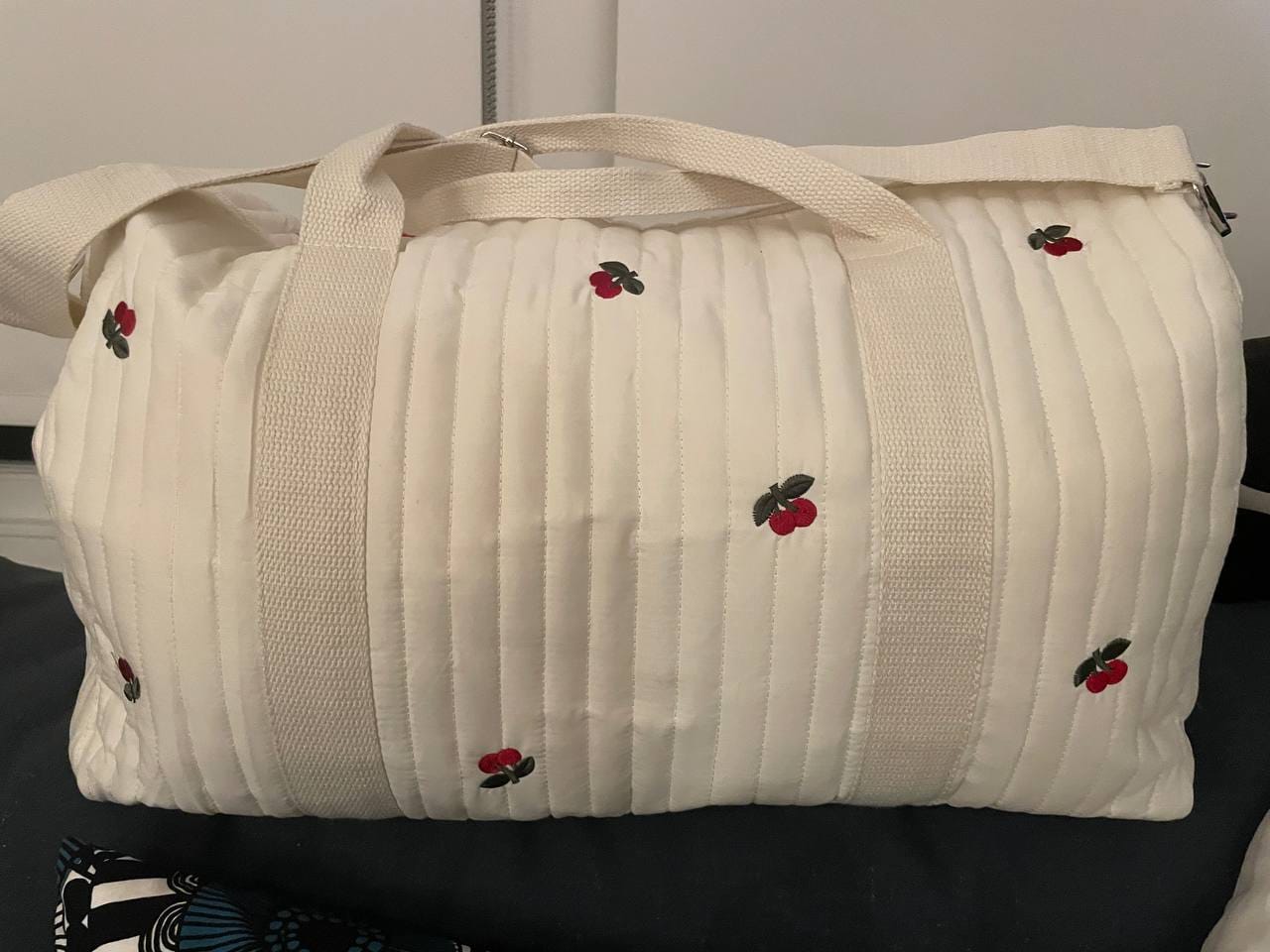 Customer photo review of Mom Essentials Duffle Tote Bag