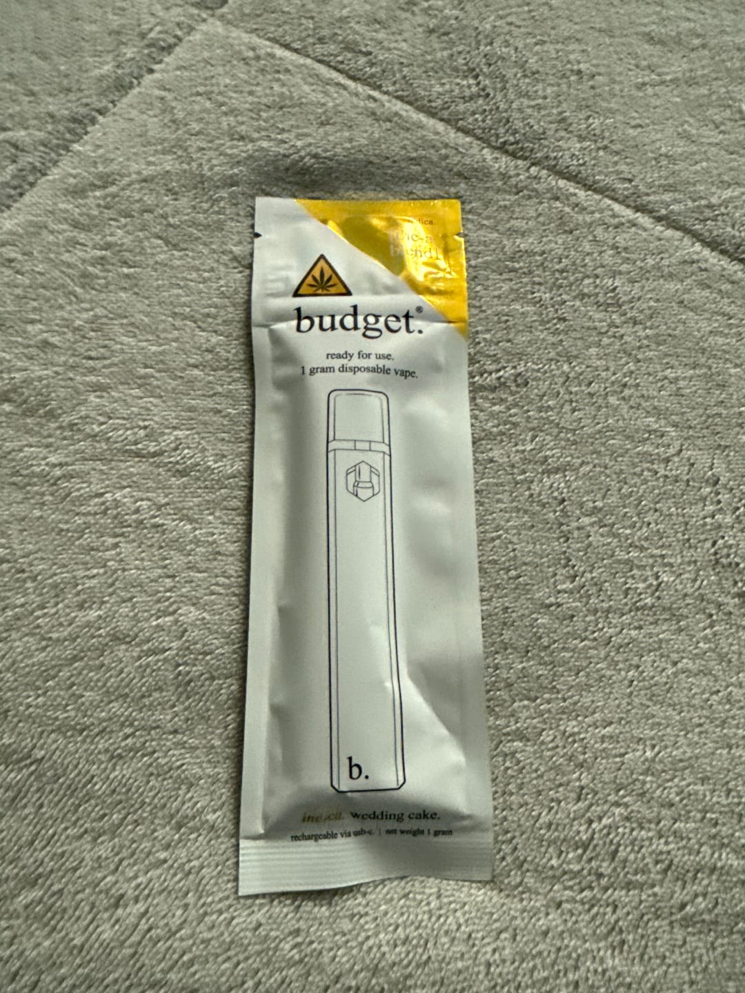 Customer photo review of 1 Gram THCA Blend Vape Pen | Wedding Cake - Indica