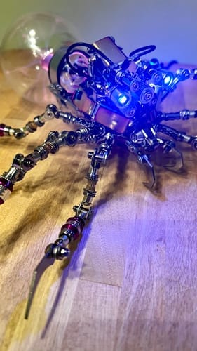 Customer photo review of Plasma Spider Model Kit – Cyberpunk 3D Metal Puzzle