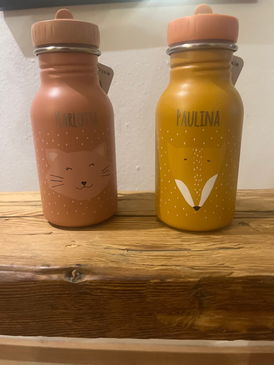 Customer photo review of Personalized Trixie stainless steel water bottle with name - Kindergarten/Daycare - Water bottle - Gift for children - School/Back to School - Motiv: Katze mit Name, Größe / Füllmenge: Klein (350 ml)