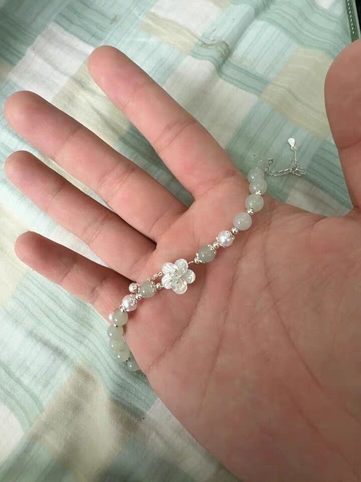 Customer photo review of Moli Hetian Jade Bracelet