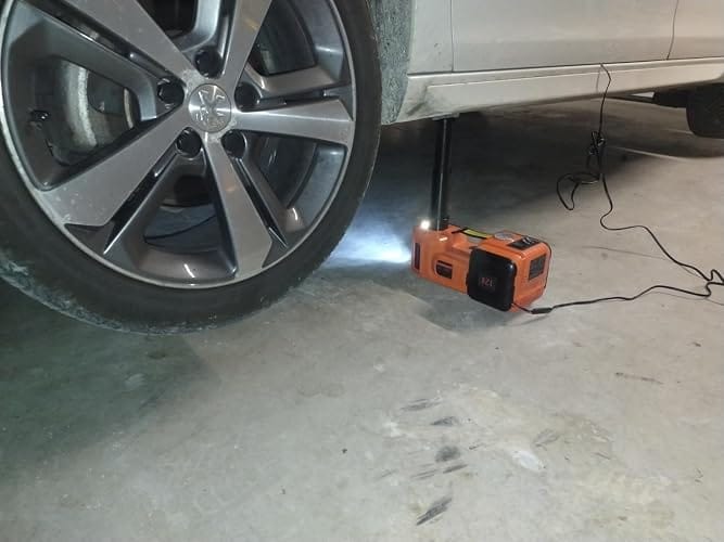 Customer photo review of Cric Hydraulique Électrique - 5 t