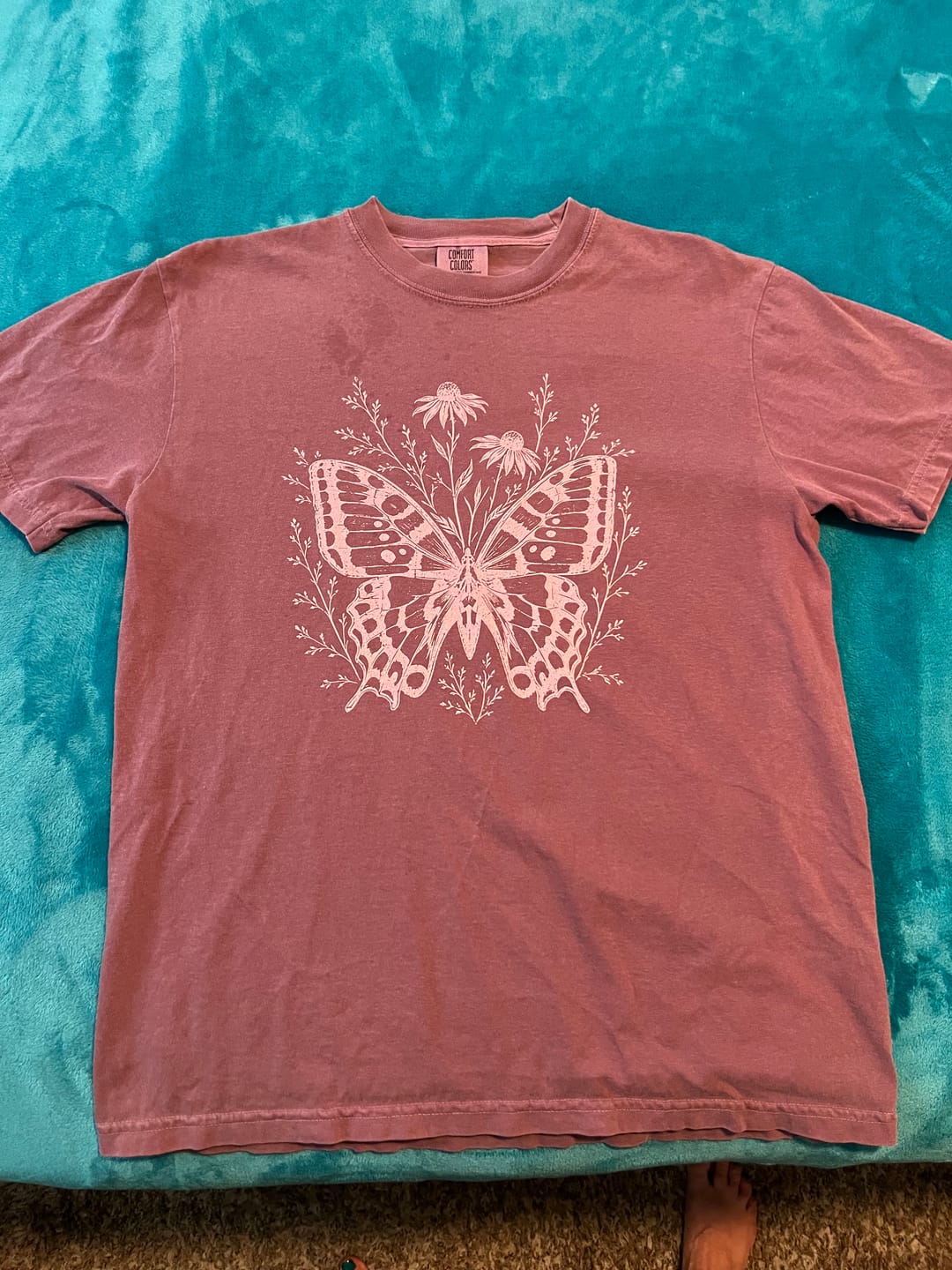Customer photo review of Let It Fly T-Shirt